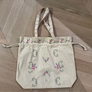 Sezane Cream Floral Embroidered Tote